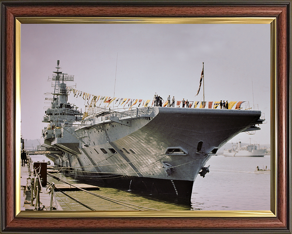 HMS Hermes (R12) Photo Print - Navy Days 1977 - Royal Navy Centaur Class Aircraft Carrier Hampshire Prints 10 x 8 Classic Frame No