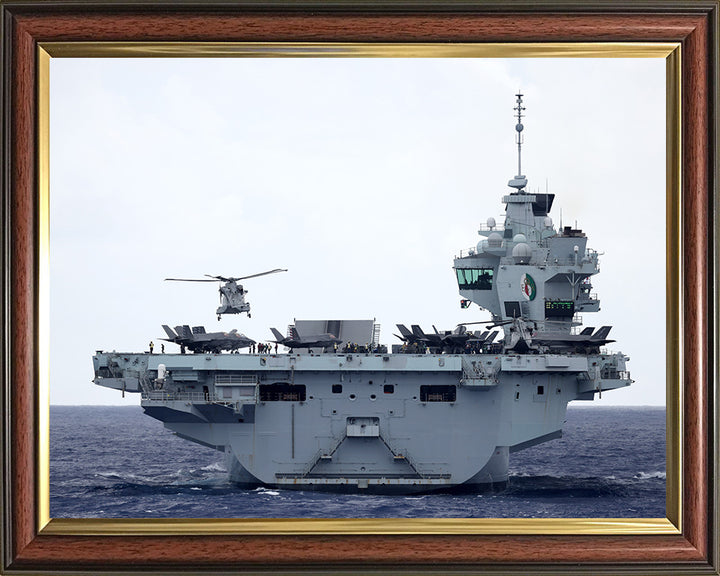 HMS Queen Elizabeth R08 | Photo Print | Framed Print | Queen Elizabeth Class | Aircraft Carrier | Royal Navy Hampshire Prints