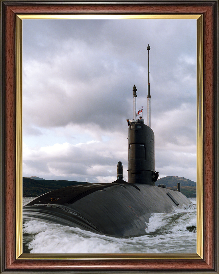 HMS Turbulent (S87) Photo Print - Clyde 1992 - Royal Navy Trafalgar Class Submarine Hampshire Prints 10 x 8 Classic Frame No