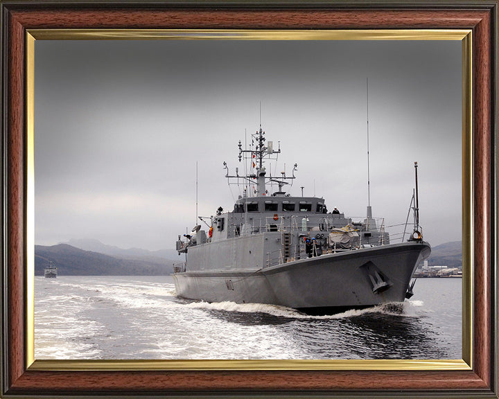 HMS Ramsey M110 | Photo Print | Framed Print | Sandown Class | Minehunter | Royal Navy Hampshire Prints