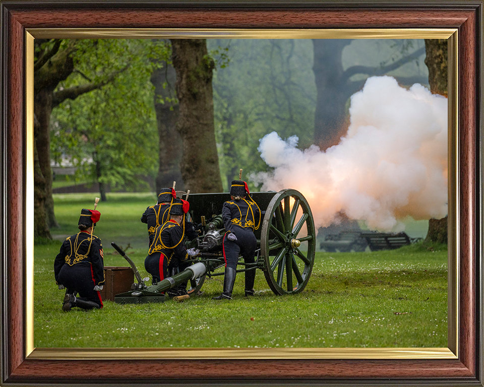 King’s Troop Royal Horse Artillery Gun Salute Photo Print - British Army Hampshire Prints 10 x 8 Classic Frame No