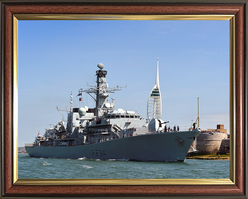 HMS Iron Duke (F234) Photo Print - Leaving Portsmouth 2014 - Royal Navy Type 23 Frigate Hampshire Prints 10 x 8 Classic Frame No