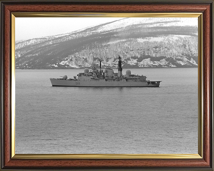 HMS Exeter (D89) Photo Print - Trondheim Fjord - Royal Navy Type 42 Destroyer Hampshire Prints 10 x 8 Classic Frame No
