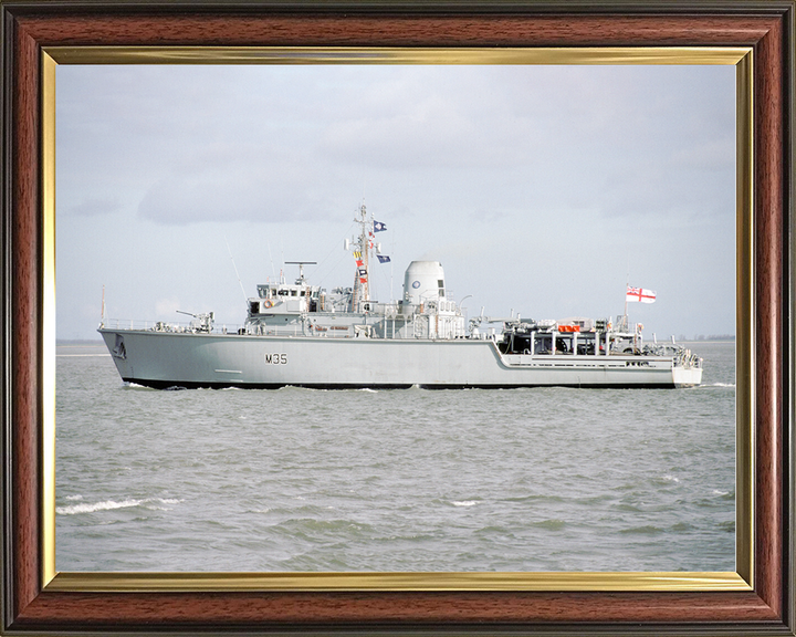 HMS Dulverton (M35) Royal Navy Hunt Class Mine Warfare Vessel Port Beam View Photo Print Wall Art Decor Posters, Prints, & Visual Artwork Hampshire Prints 10 x 8 Classic Frame No