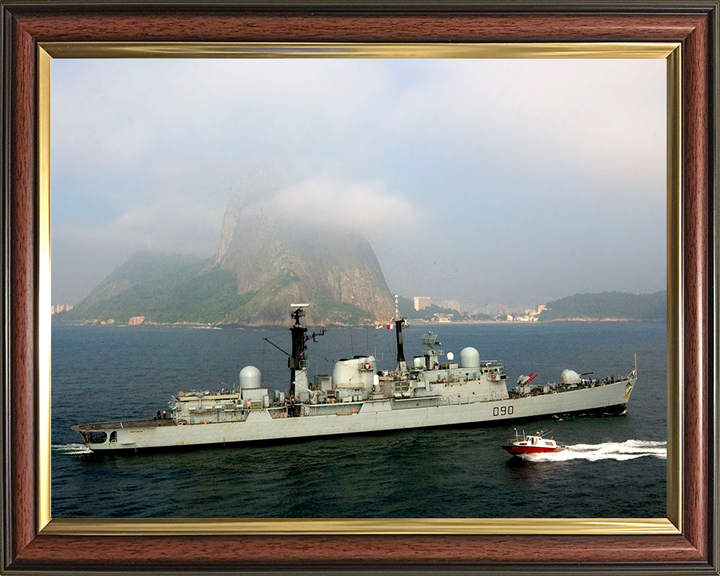 HMS Southampton (D90) Photo Print - Rio de Janeiro 2005 - Royal Navy Type 42 Destroyer Posters, Prints, & Visual Artwork Hampshire Prints 10 x 8 Classic Frame No