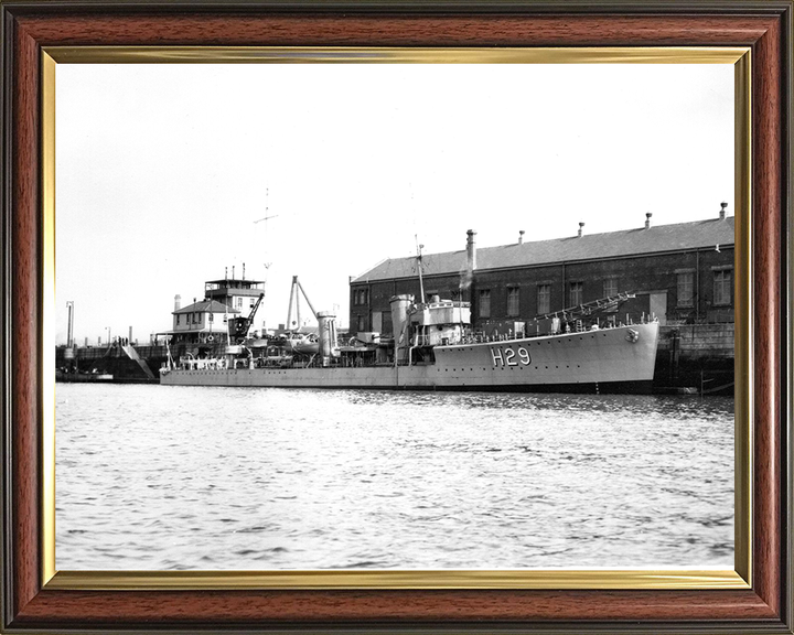 HMS Thanet (H29) - In Harbour 1928 - Royal Navy S Class Destroyer Photo Print Wall Art Naval Decor UK Posters, Prints, & Visual Artwork Hampshire Prints 10 x 8 Classic Frame No