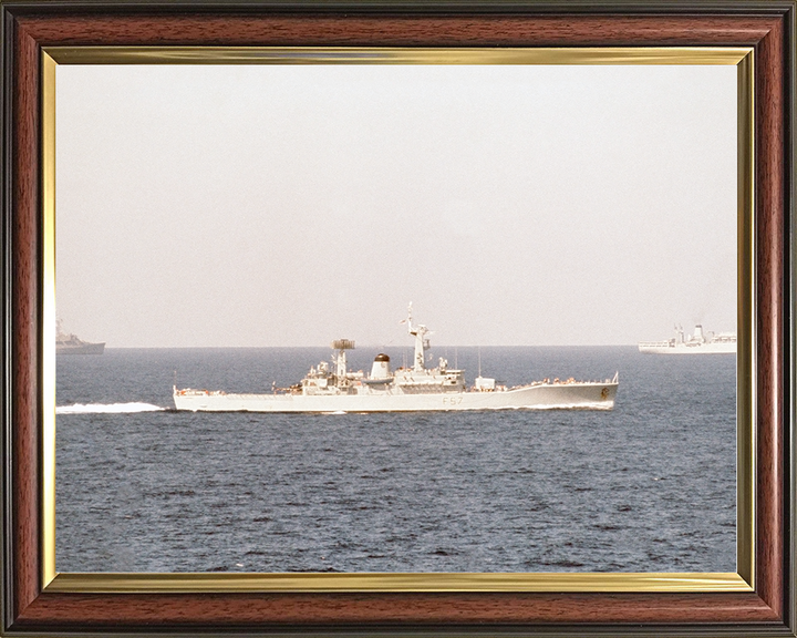 HMS Andromeda (F57) Royal Navy Leander Class Frigate At Sea Photo Print Wall Art Decor Posters, Prints, & Visual Artwork Hampshire Prints 10 x 8 Classic Frame No