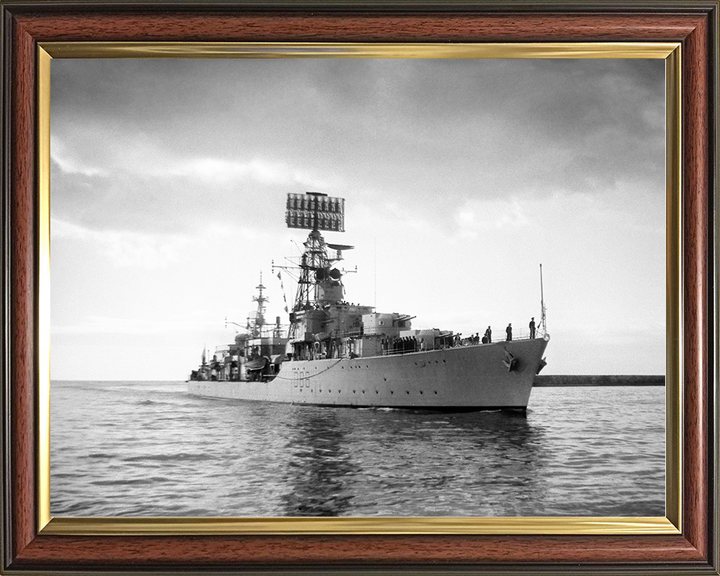 HMS Agincourt (D86) Royal Navy Battle Class Destroyer Photo Print Starboard Bow View Warship Wall Art Posters, Prints, & Visual Artwork Hampshire Prints 10 x 8 Classic Frame No