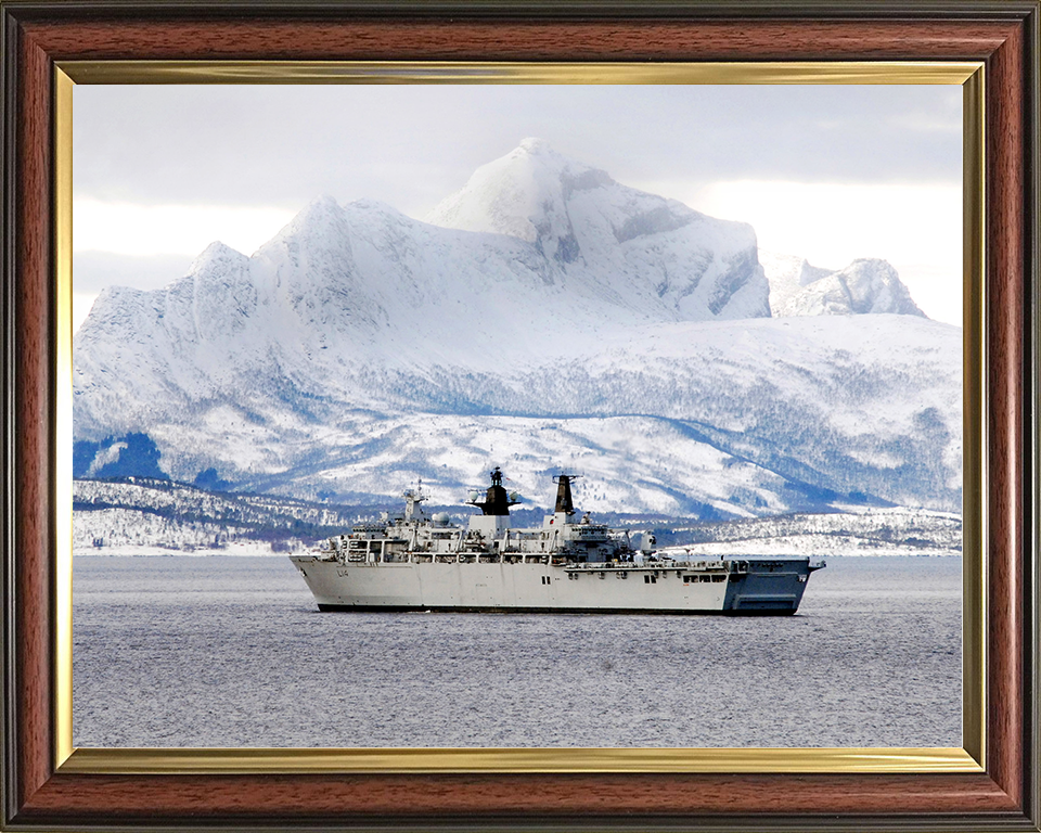 HMS Albion (L14) Royal Navy Albion Class Amphibious Ship Norway 2008 Photo Print Wall Art Naval Decor Posters, Prints, & Visual Artwork Hampshire Prints 10 x 8 Classic Frame No