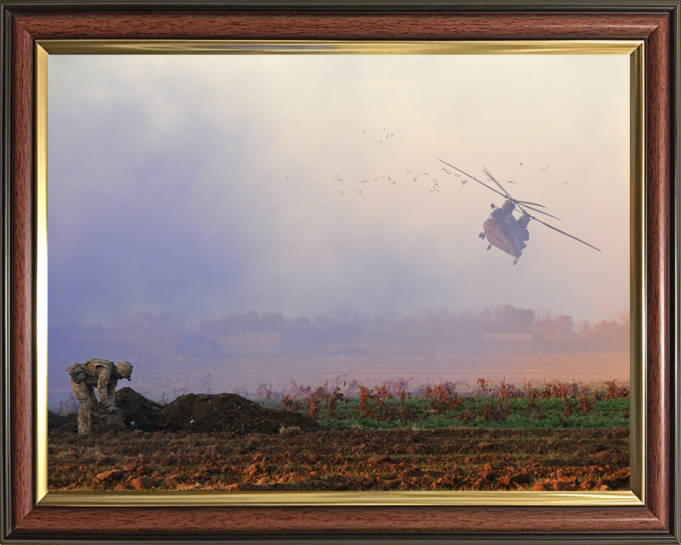 Royal Marine with Chinook Helicopter in Afghanistan Photo Print - 42 Commando Hampshire Prints 10 x 8 Classic Frame No