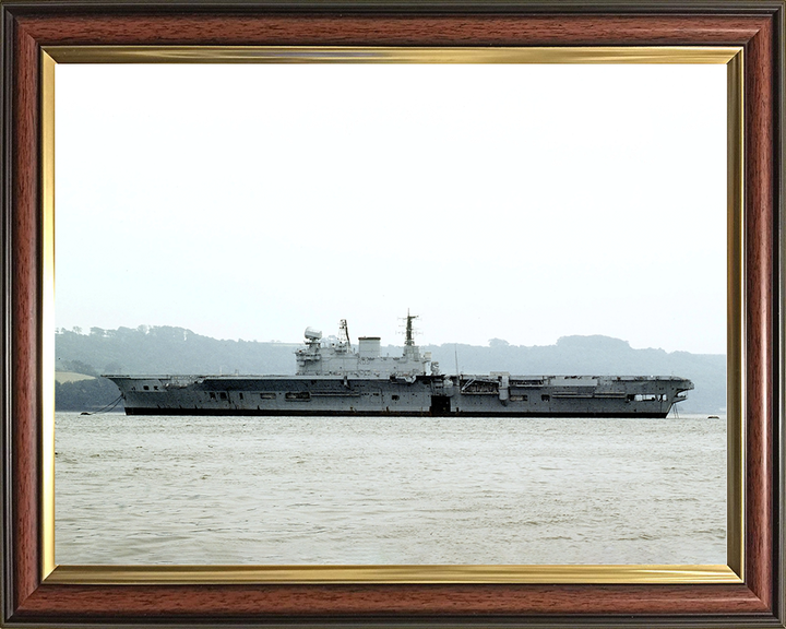 HMS Eagle (R05) Royal Navy Audacious Class Aircraft Carrier Port Beam Photo Print Wall Art Decor Posters, Prints, & Visual Artwork Hampshire Prints 10 x 8 Classic Frame No