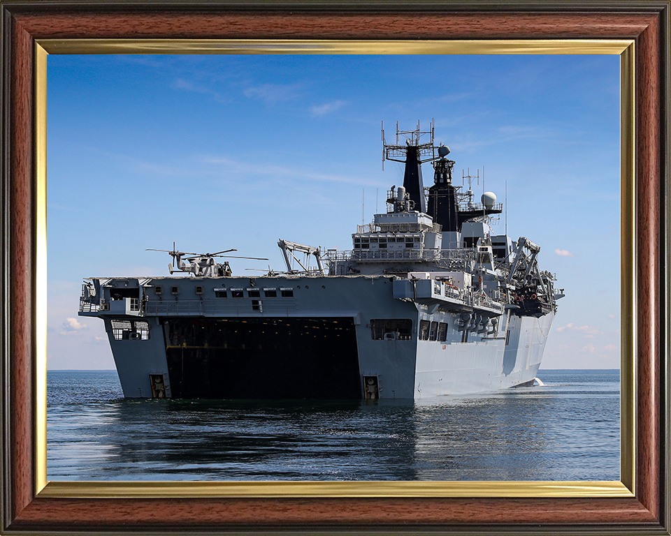 HMS Albion (L14) Royal Navy Albion Class Amphibious Ship Well Deck View Photo Print Wall Art Naval Decor Posters, Prints, & Visual Artwork Hampshire Prints 10 x 8 Classic Frame No