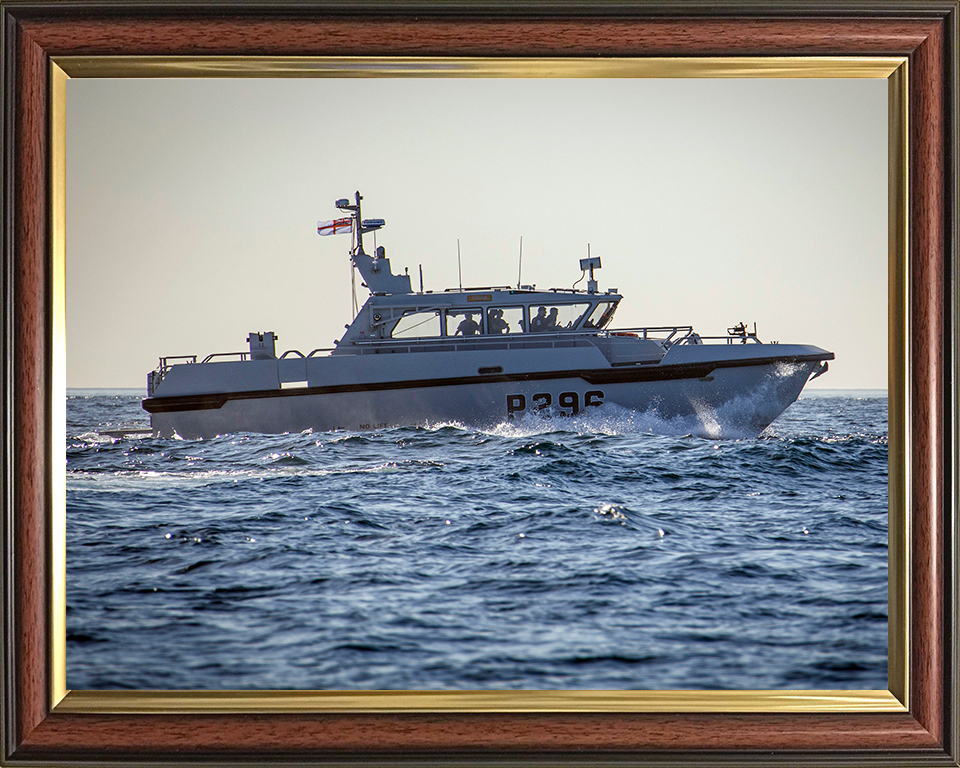 HMS Dagger (P296) Photo Print - Starboard View - Royal Navy Cutlass Class Patrol Vessel Hampshire Prints 10 x 8 Classic Frame No