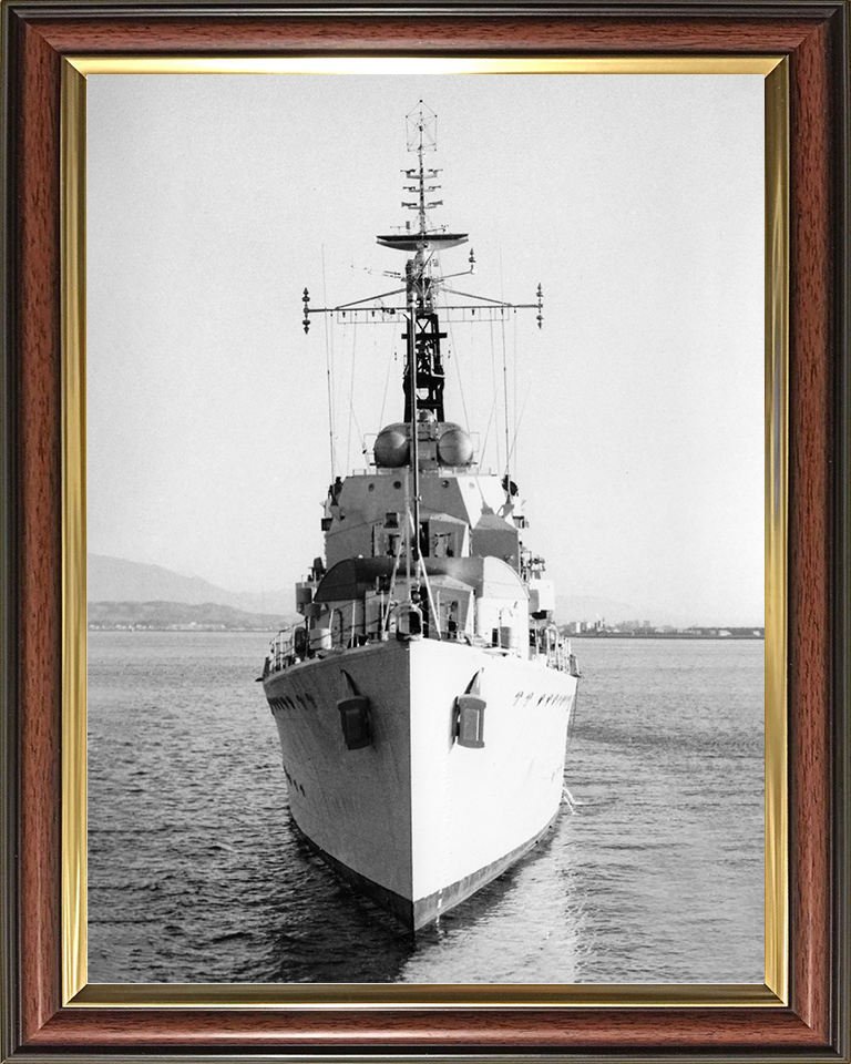 HMS Cavendish (D15) Royal Navy C Class Destroyer Bow View Photo Print Wall Art Decor Posters, Prints, & Visual Artwork Hampshire Prints 10 x 8 Classic Frame No