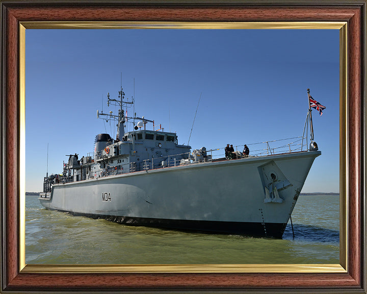 HMS Middleton M34 | Photo Print | Framed Print | Hunt Class | Mine Warfare Vessel | Royal Navy Hampshire Prints