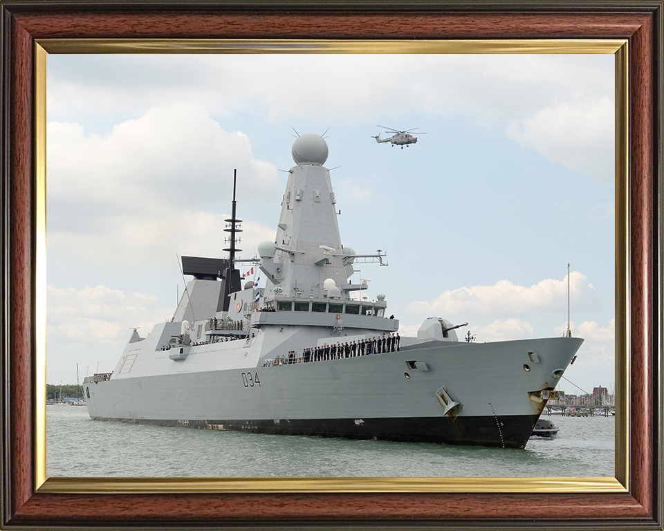 HMS Diamond (D34) Photo Print - Homecoming 2014 - Royal Navy Type 45 Destroyer Posters, Prints, & Visual Artwork Hampshire Prints 10 x 8 Classic Frame No