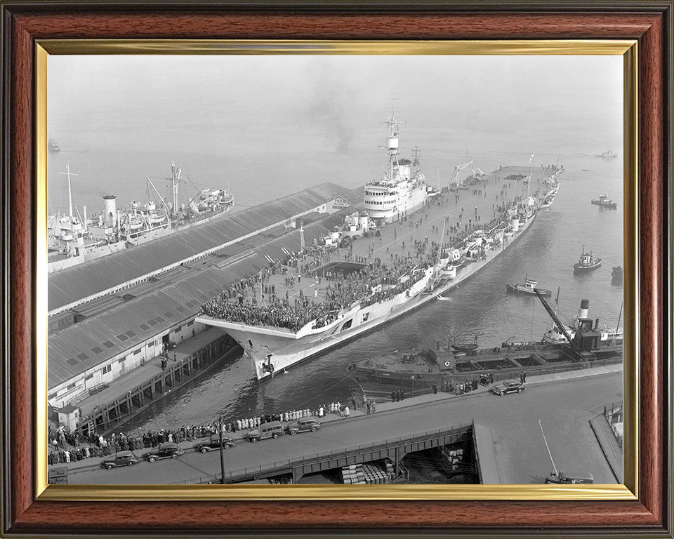 HMS Implacable (R86) Photo Print - Vancouver 1947 - Royal Navy Implacable Class Aircraft Carrier Hampshire Prints 10 x 8 Classic Frame No