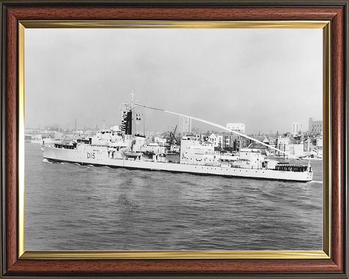 HMS Cavendish (D15) Royal Navy C Class Destroyer Paying Off Photo Print Wall Art Decor Posters, Prints, & Visual Artwork Hampshire Prints 10 x 8 Classic Frame No