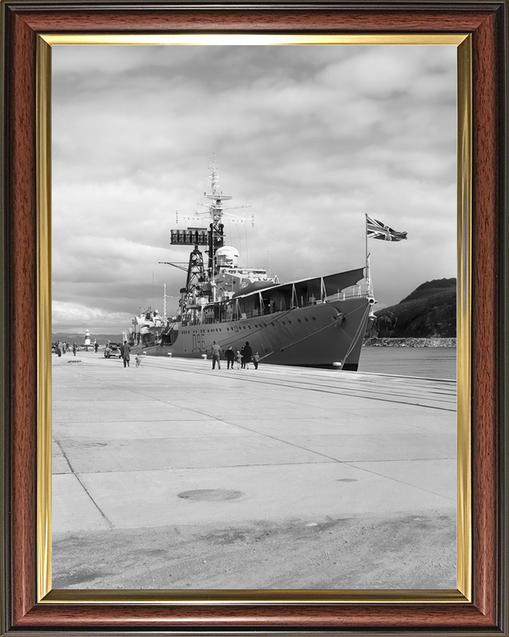 HMS Crossbow (D96) Photo Print - Trondheim 1961 - Royal Navy Weapon Class Destroyer Hampshire Prints 10 x 8 Classic Frame No