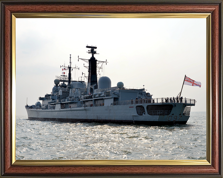 HMS Edinburgh (D97) Royal Navy Type 42 Destroyer Underway Photo Print Wall Art Decor Posters, Prints, & Visual Artwork Hampshire Prints 10 x 8 Classic Frame No