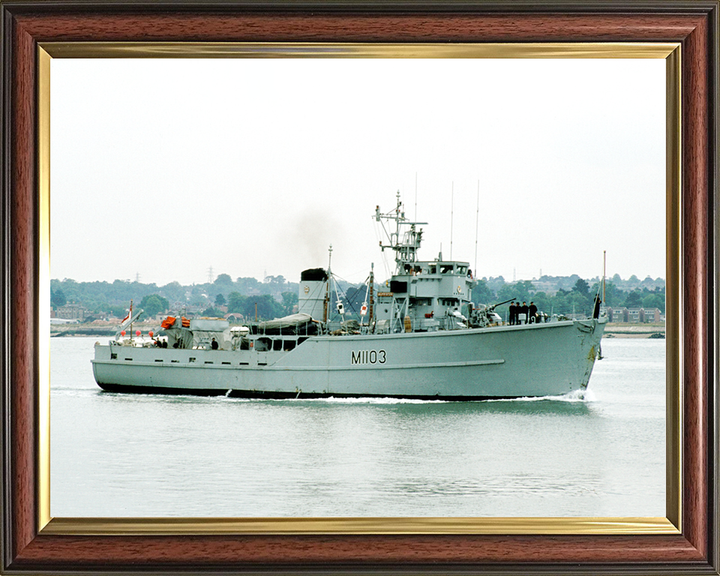 HMS Alfriston (M1103) Royal Navy Ton Class Minesweeper Warship Starboard View Photo Print Wall Art Decor Posters, Prints, & Visual Artwork Hampshire Prints 10 x 8 Classic Frame No
