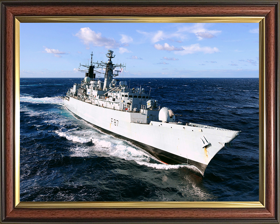 HMS Chatham (F87) Photo Print - Gulf of Aden 2010 - Royal Navy Type 22 Frigate Hampshire Prints 10 x 8 Classic Frame No