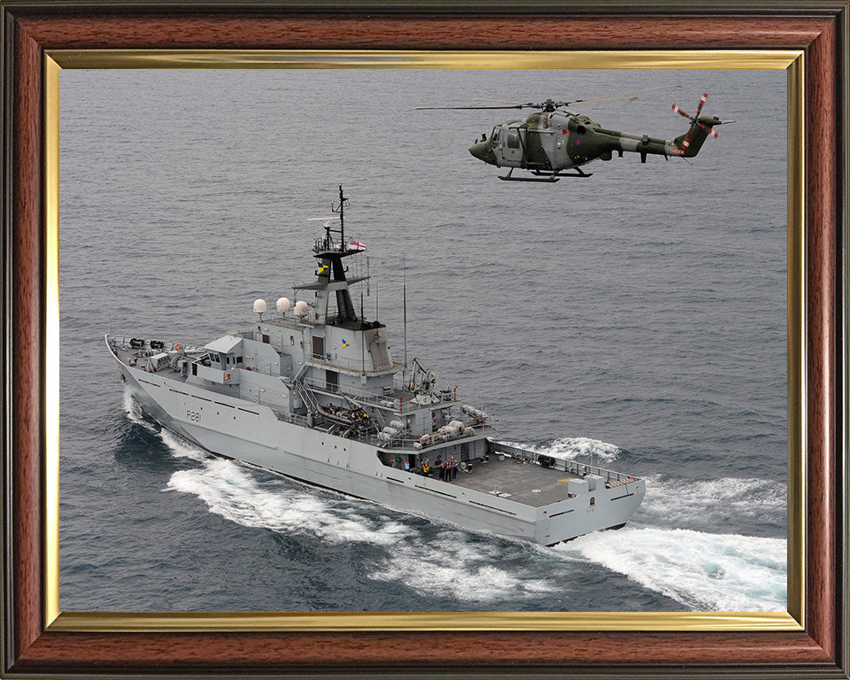 HMS Tyne P281 Royal Navy River class offshore patrol vessel Photo Print or Framed Print - Hampshire Prints