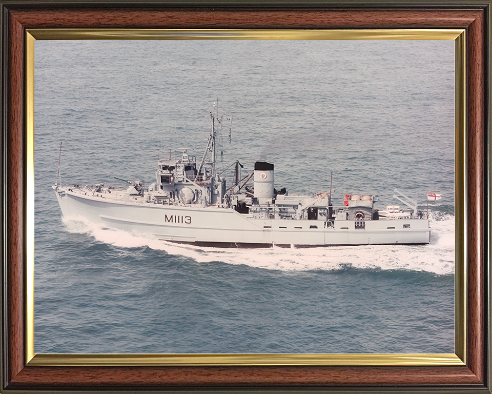 HMS Brereton (M1113) Royal Navy Ton Class Minesweeper Port Beam View Photo Print Wall Art Decor Posters, Prints, & Visual Artwork Hampshire Prints 10 x 8 Classic Frame No