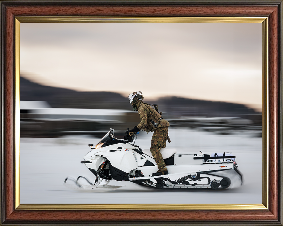 Royal Marine Commando Rides a Snowmobile Norway 2026 Photo Print 45 Commando Wall Art Military Decor Posters, Prints, & Visual Artwork Hampshire Prints 10 x 8 Classic Frame No