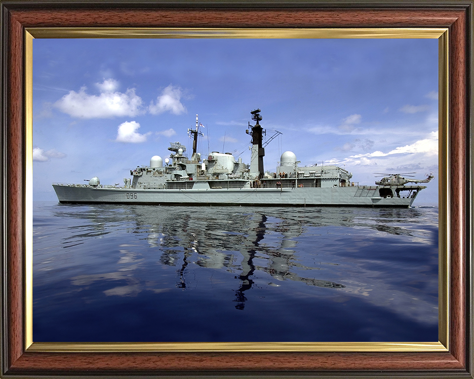 HMS Gloucester D96 | Photo Print | Framed Print | Type 42 | Destroyer | Royal Navy Hampshire Prints