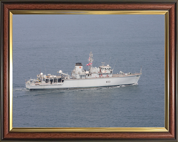 HMS Brocklesby (M33) Royal Navy Hunt Class Mine Warfare Vessel At Sea 2020 Photo Print Wall Art Naval Decor Posters, Prints, & Visual Artwork Hampshire Prints 10 x 8 Classic Frame No