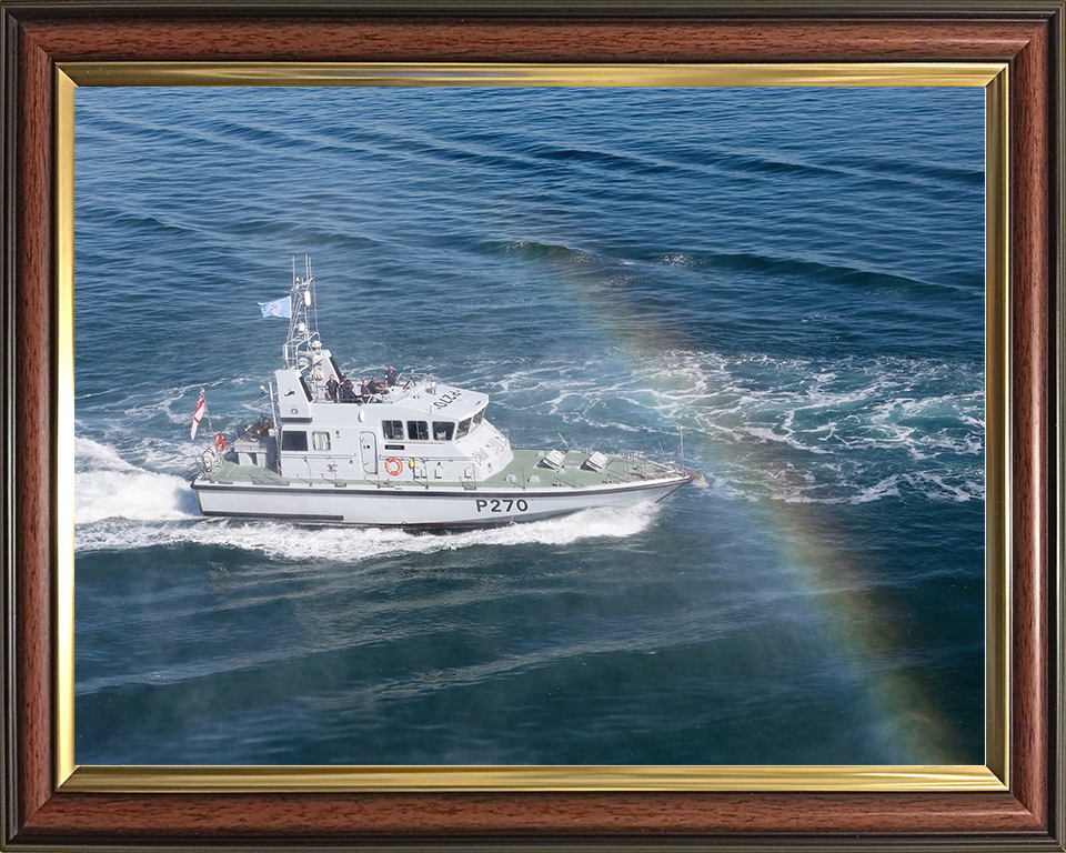HMS Biter (P270) Royal Navy Archer Class P2000 Patrol Vessel Starboard View Photo Print Wall Art Decor Posters, Prints, & Visual Artwork Hampshire Prints 10 x 8 Classic Frame No