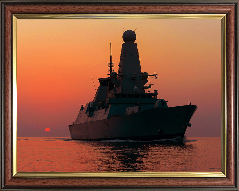 HMS Dragon (D35) Photo Print - Middle East 2013 - Royal Navy Type 45 Destroyer Hampshire Prints 10 x 8 Classic Frame No