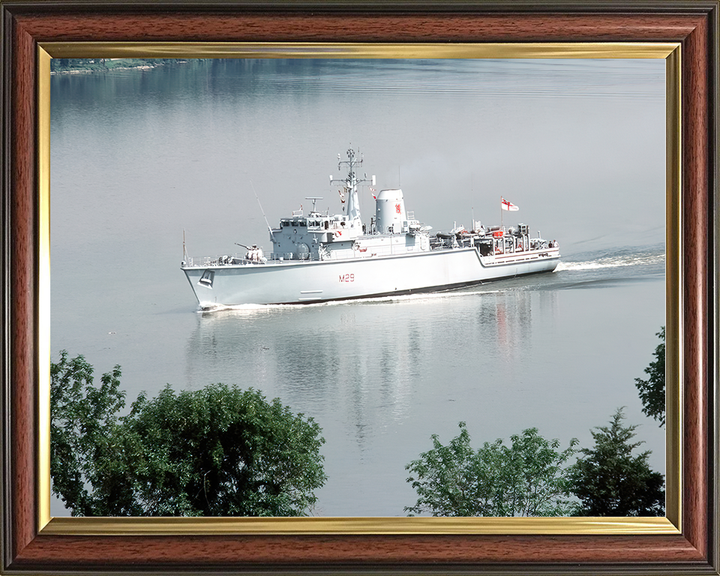 HMS Brecon (M29) Royal Navy Hunt Class Mine Warfare Vessel Entering Harbour Photo Print Wall Art Decor Posters, Prints, & Visual Artwork Hampshire Prints 10 x 8 Classic Frame No