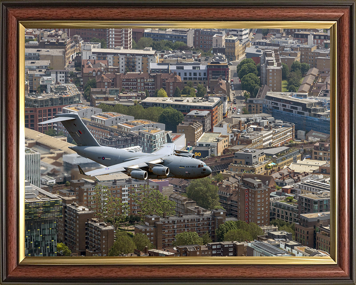RAF C-17 Flies over London Photo Print - Royal Air Force Aircraft Hampshire Prints 10 x 8 Classic Frame No