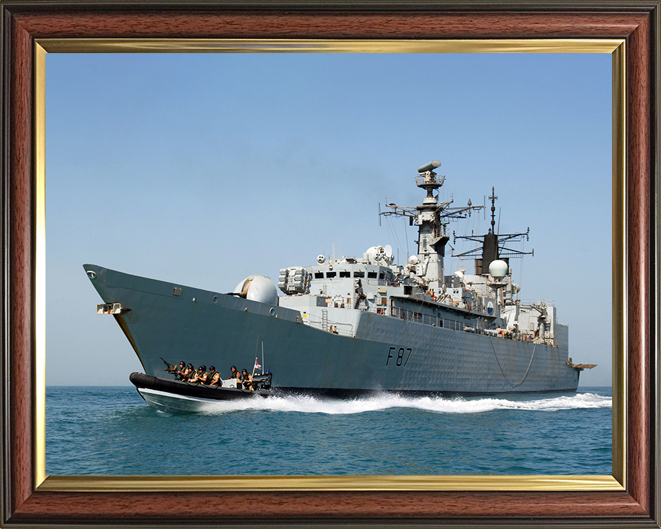 HMS Chatham (F87) Photo Print - Iraqi 2008 - Royal Navy Type 22 Frigate Posters, Prints, & Visual Artwork Hampshire Prints 10 x 8 Classic Frame No