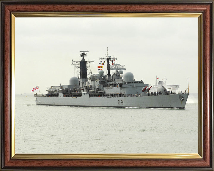 HMS Nottingham D91 | Photo Print | Framed Print | Poster | Type 42 | Destroyer | Royal Navy Hampshire Prints