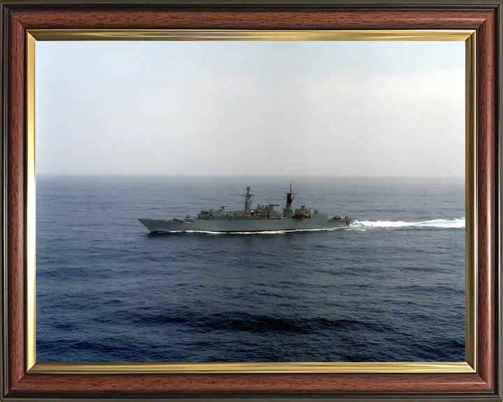 HMS Beaver (F93) Photo Print - At Sea 1988 - Royal Navy Type 22 Frigate Hampshire Prints 10 x 8 Classic Frame No