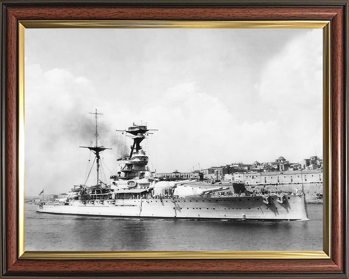 HMS Ramillies (07) Photo Print - Underway - Royal Navy Revenge Class Battleship Hampshire Prints 10 x 8 Classic Frame No