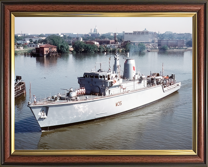 HMS Dulverton (M35) Royal Navy Hunt Class Mine Warfare Vessel Washington Photo Print Wall Art Naval Decor Posters, Prints, & Visual Artwork Hampshire Prints 10 x 8 Classic Frame No