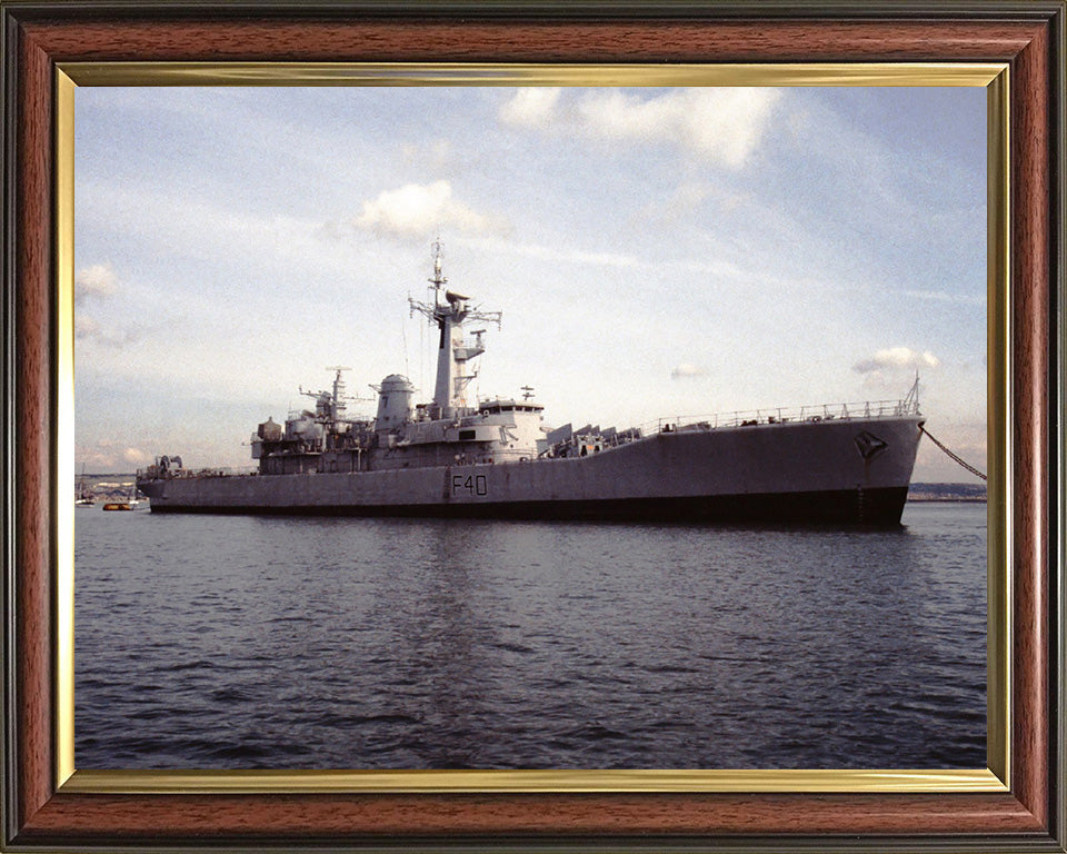 HMS Sirius F40 | Photo Print | Framed Print | Poster | Leander Class | Frigate | Royal Navy Hampshire Prints