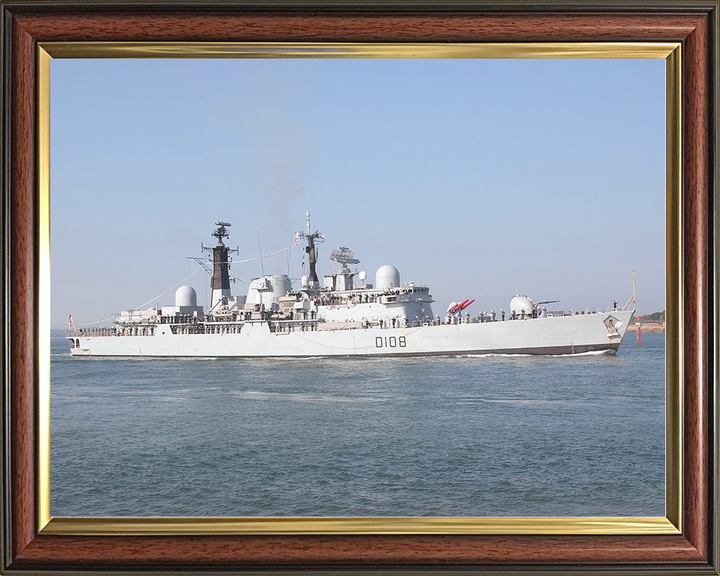 HMS Cardiff (D108) Royal Navy Type 42 Destroyer Flying Paying Off Pennant Photo Print Wall Art Decor Posters, Prints, & Visual Artwork Hampshire Prints 10 x 8 Classic Frame No