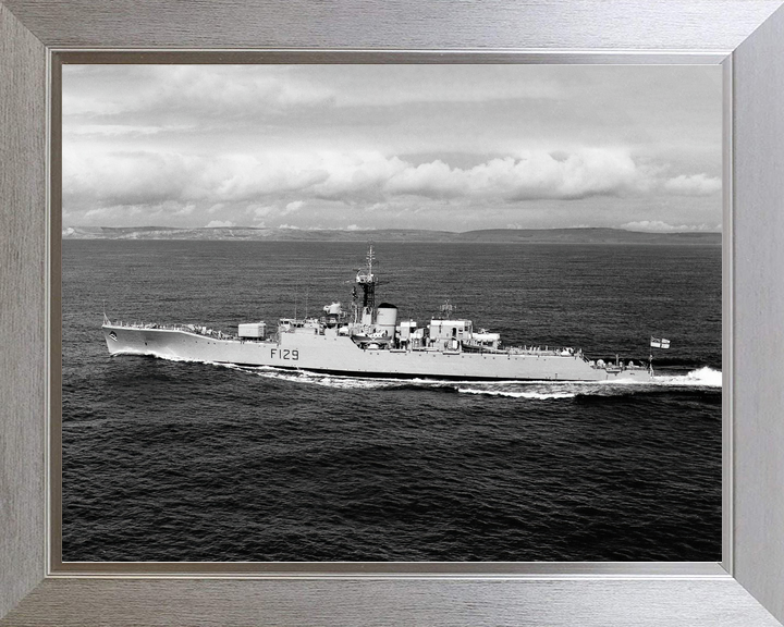 HMS Rhyl F129 Rothesay Class Frigate Port Beam Photo Print - Posters, Prints, & Visual Artwork - by Hampshire Prints (image 7 of 9)