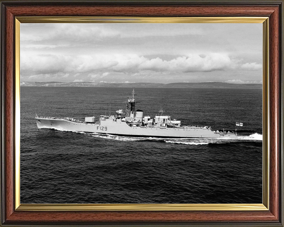 HMS Rhyl F129 Rothesay Class Frigate Port Beam Photo Print - Posters, Prints, & Visual Artwork - by Hampshire Prints (image 9 of 9)