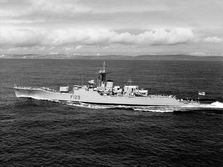 HMS Rhyl F129 Rothesay Class Frigate Port Beam Photo Print - Posters, Prints, & Visual Artwork - by Hampshire Prints (image 1 of 9)