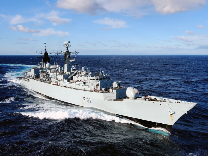 HMS Chatham (F87) Royal Navy Type 22 Frigate High Starboard View Photo Print Wall Art Decor Posters, Prints, & Visual Artwork Hampshire Prints 6 x 4 No Frame No