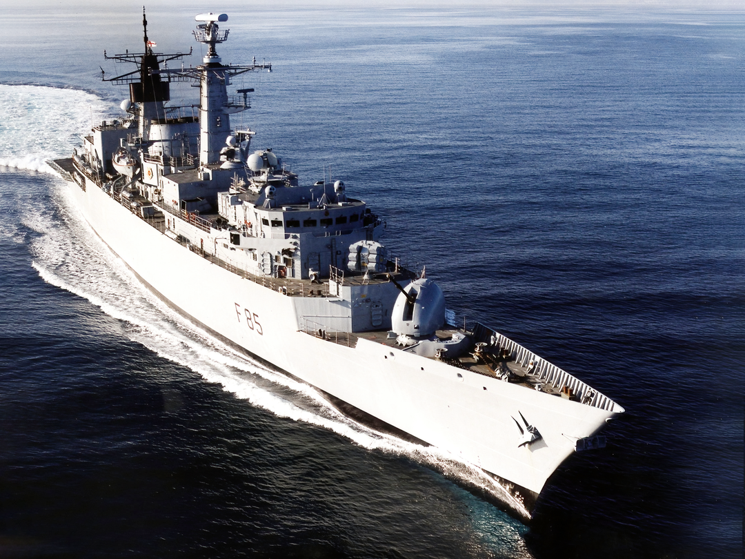 HMS Cumberland (F85) Royal Navy Type 22 Frigate High Starboard Bow View Photo Print Wall Art Decor Posters, Prints, & Visual Artwork Hampshire Prints 6 x 4 No Frame No