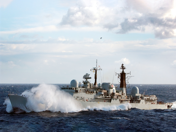 HMS Exeter D89 Type 42 Destroyer 27 November 2005 At Sea
