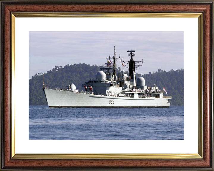 HMS Gloucester (D96) Royal Navy Type 42 Destroyer Low Starboard View Photo Print Wall Art Naval Decor - Posters, Prints, & Visual Artwork - by Hampshire Prints (image 8 of 9)