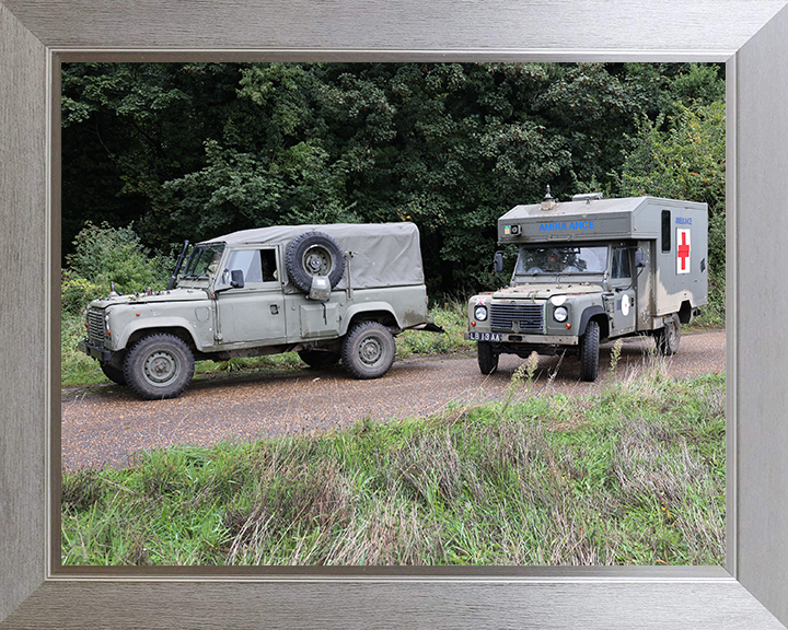 British Army Army Land Rover Pulse and Battlefield Ambulance Photo Print Wall Art Military Vehicle Decor Posters, Prints, & Visual Artwork Hampshire Prints 10 x 8 Silver Frame No